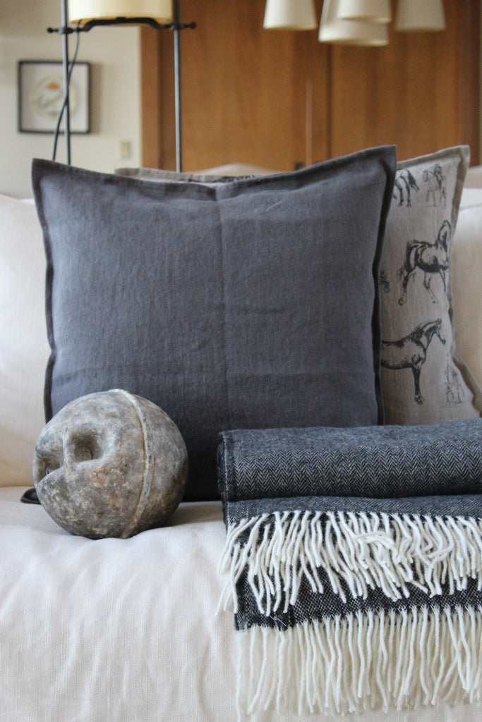 Pillow Soft Washed Linen Dark Grey 20 x 20  Pillows - PasParTou